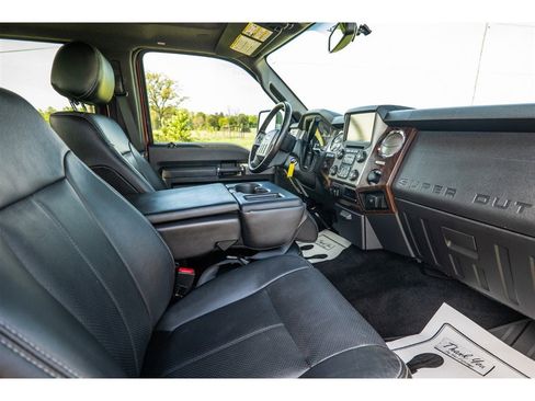 Used 2016 Ford F350 Lariat w/ Lariat Ultimate Package image 32