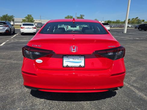 Certified 2025 Honda Civic Sport image 5