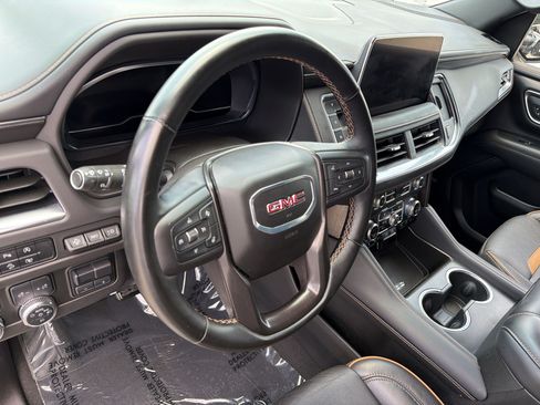 Used 2024 GMC Yukon AT4 w/ AT4 Premium Plus Package AWD/4WD image 4