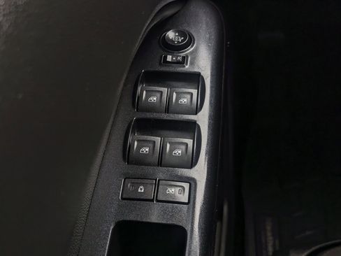 Used 2019 GMC Canyon SLE w/ Driver Alert Package image 26