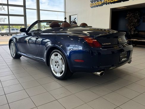 Used 2004 Lexus SC 430 Convertible RWD image 4