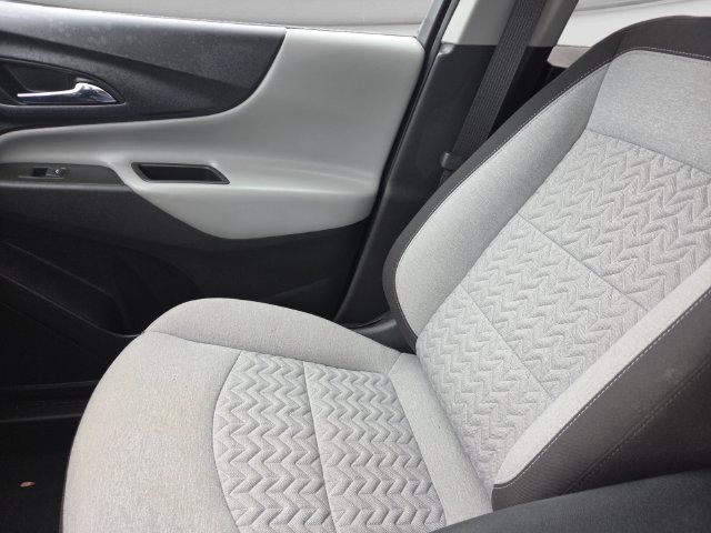 Used 2022 Chevrolet Equinox LT w/ Driver Convenience Package FWD image 12