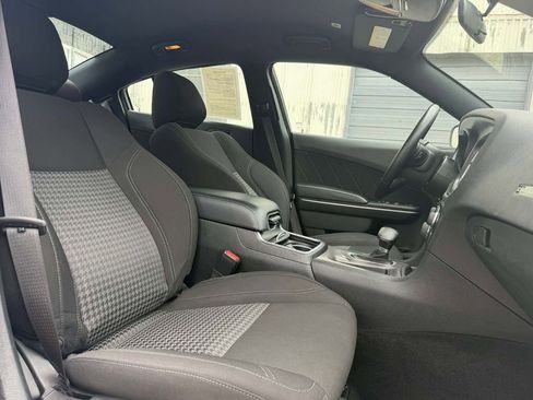 Used 2023 Dodge Charger SXT RWD image 21