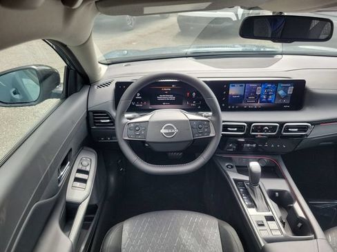 New 2026 Nissan Sentra SV w/ SV Convenience Package FWD image 7