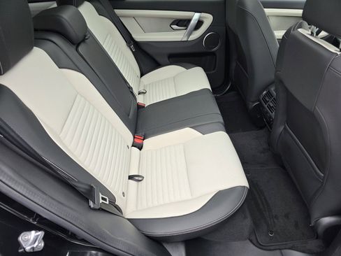 New 2026 Land Rover Discovery Sport Landmark image 5