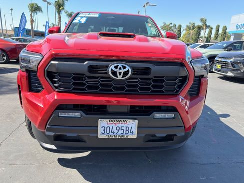 Used 2024 Toyota Tacoma TRD Sport w/ TRD Sport Upgrade Package RWD image 44