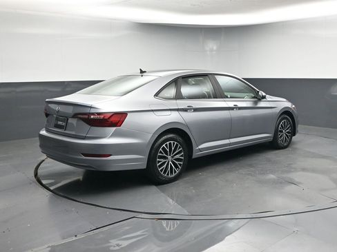 Used 2021 Volkswagen Jetta S image 2