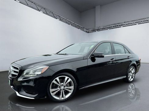 Used 2015 Mercedes-Benz E 350 4MATIC Sedan image 25