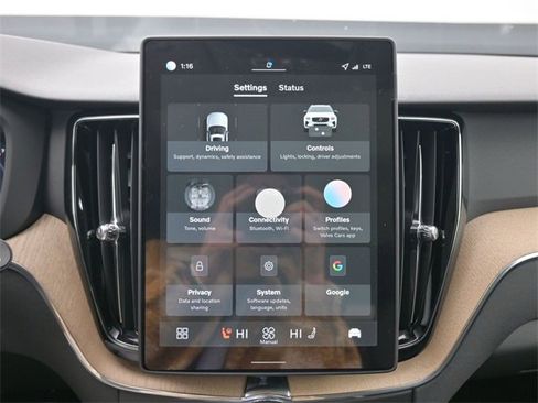 New 2026 Volvo XC60 B5 Core w/ Climate Package image 16