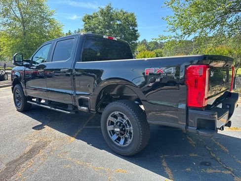 New 2026 Ford F250 XL w/ STX Appearance Package AWD/4WD image 8