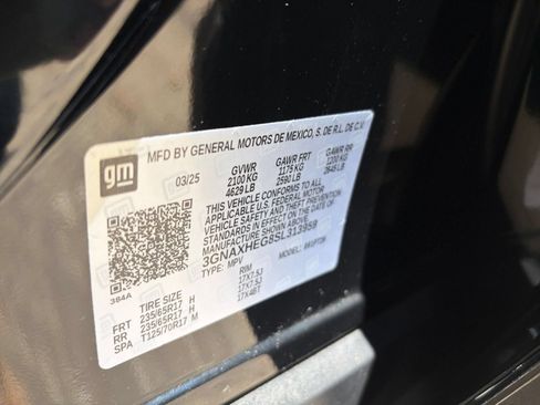 Used 2025 Chevrolet Equinox LT FWD image 24
