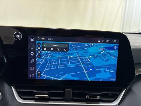 Used 2025 Chevrolet Equinox LT FWD image 46