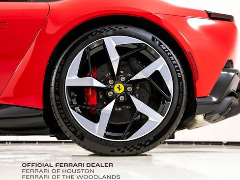 Used 2025 Ferrari 12Cilindri image 24