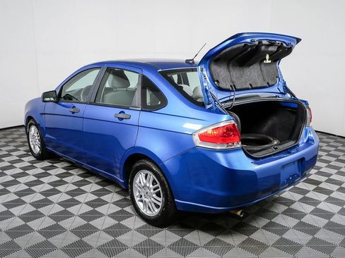 Used 2011 Ford Focus SE image 27