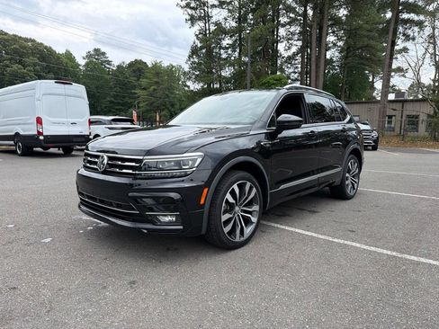 Used 2021 Volkswagen Tiguan SEL Premium R-Line AWD/4WD image 2