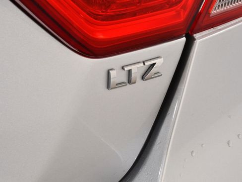 Used 2016 Chevrolet Impala LTZ FWD image 24