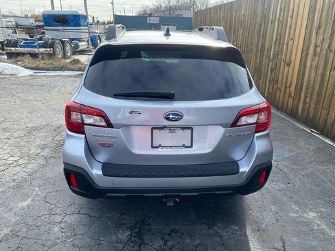 Used 2019 Subaru Outback 2.5i Limited w/ Popular Package #2 image 6