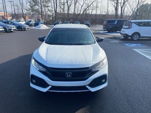 Used 2017 Honda Civic Sport image 2