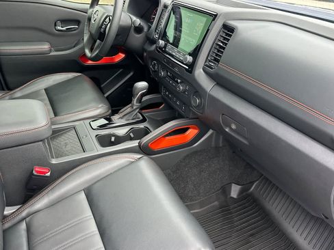 Used 2023 Nissan Frontier PRO-4X w/ Pro-4X Premium Package AWD/4WD image 15