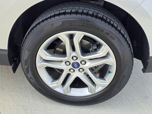 Used 2018 Ford Edge Titanium w/ Equipment Group 301A image 35