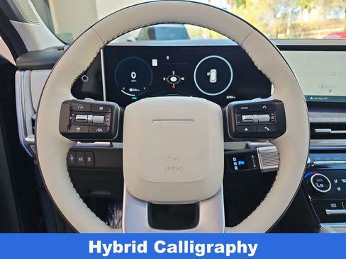Used 2025 Hyundai Santa Fe Calligraphy FWD image 19