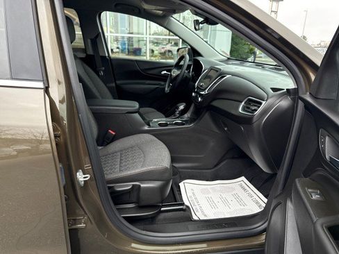 Certified 2024 Chevrolet Equinox LT w/ LPO, Floor Liner Package image 29
