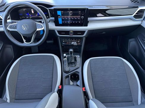 New 2026 Volkswagen Taos SE AWD/4WD image 11