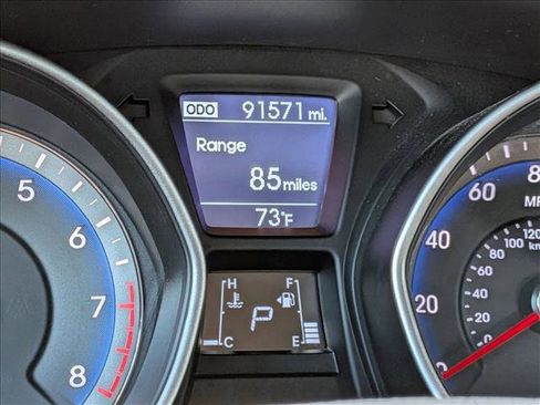 Used 2016 Hyundai Elantra GT w/ Option Group 02 image 4