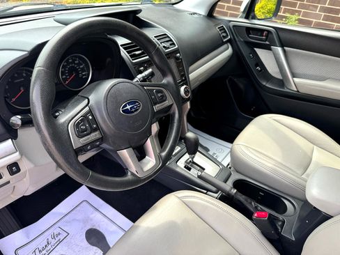 Used 2018 Subaru Forester 2.5i Premium w/ All-Weather Package image 3