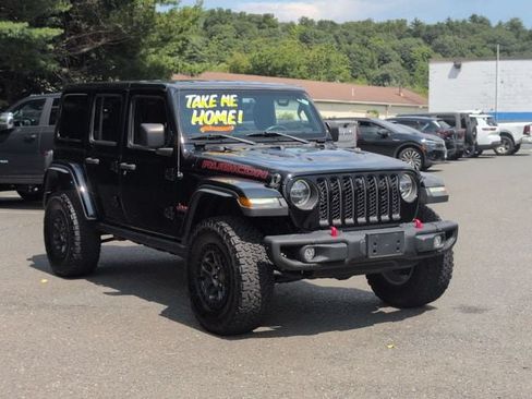 Used 2022 Jeep Wrangler Unlimited Rubicon w/ Xtreme Recon 35" Tire Package AWD/4WD image 3