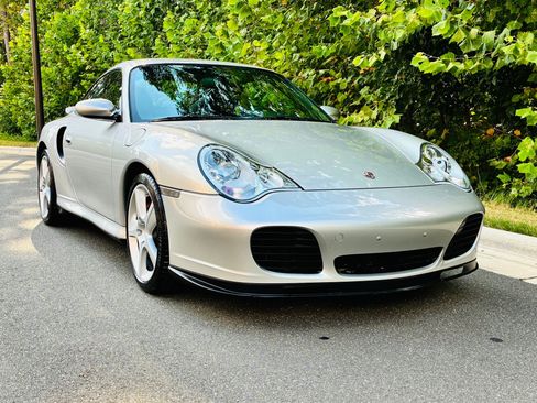 Used 2003 Porsche 911 Turbo AWD/4WD image 22