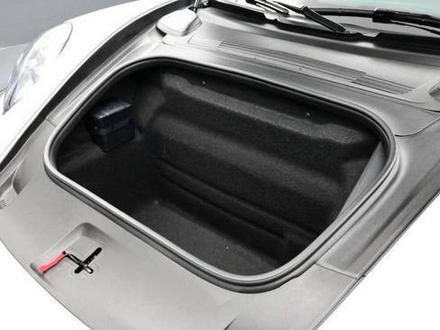 Certified 2026 Porsche 911 Targa 4 GTS AWD/4WD image 17