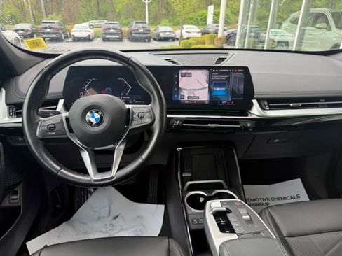 Used 2023 BMW X1 xDrive28i w/ Convenience Package AWD/4WD image 12