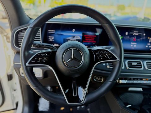 Used 2024 Mercedes-Benz GLE 350 4MATIC image 31