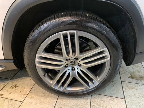 Used 2022 Mercedes-Benz GLS 450 GLS 450 4MATIC SUV image 11