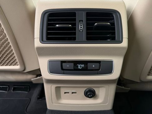 Used 2022 Audi Q5 2.0T Premium image 13