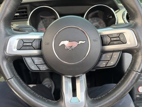 Used 2015 Ford Mustang Convertible w/ Equipment Group 051A RWD image 36