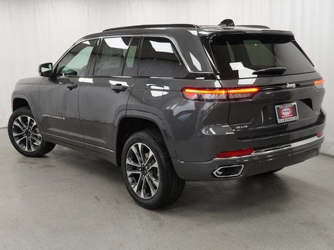 New 2025 Jeep Grand Cherokee Overland w/ Trailer Tow Package image 13