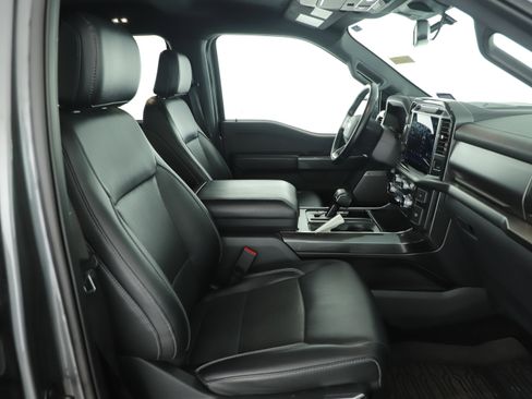 Used 2022 Ford F150 Lariat w/ Equipment Group 502A High image 12