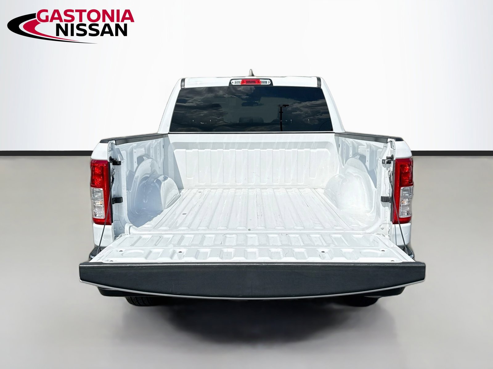 Used 2023 RAM 1500 Big Horn AWD/4WD image 30