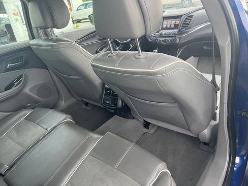 Used 2014 Chevrolet Impala LT FWD image 3