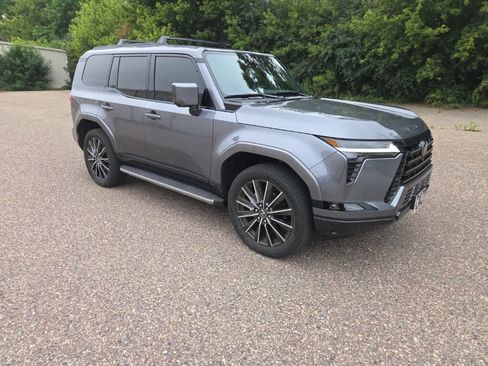 Certified 2026 Lexus GX 550 w/ Accessory Package (2T) AWD/4WD image 25