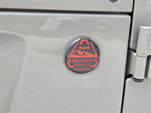 Certified 2020 Jeep Gladiator Mojave AWD/4WD image 13