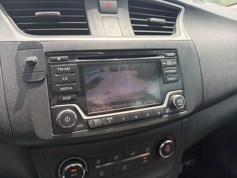 Used 2018 Nissan Sentra S image 20