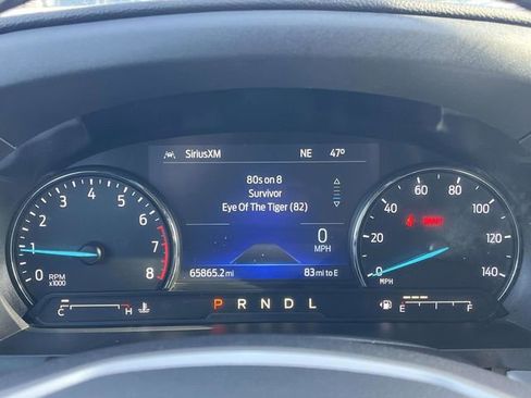 Used 2022 Ford Explorer XLT AWD/4WD image 34