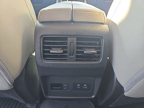 Used 2021 Nissan Rogue SL image 21