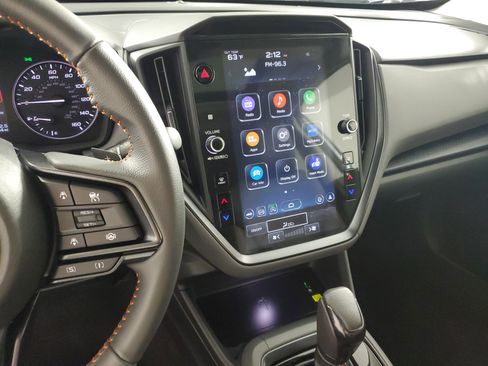 Used 2025 Subaru Crosstrek 2.5i Limited w/ Crosstrek Mirror Package image 17