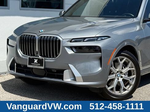 Used 2023 BMW X7 xDrive40i w/ Premium Package AWD/4WD image 2