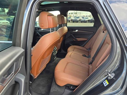 Used 2022 Audi Q5 2.0T Premium Plus w/ Premium Plus Package image 18