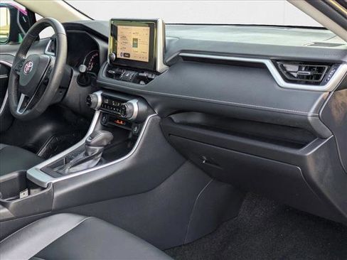 Used 2024 Toyota RAV4 XLE Premium image 23